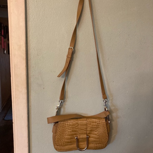 Vince Caputo  croc embossed medium leather shoulder bag - Picture 3 of 5